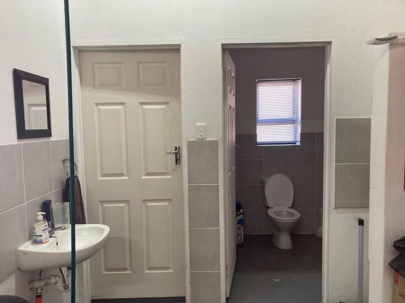 To Let Commercial Property for Rent in Fairview Eastern Cape
